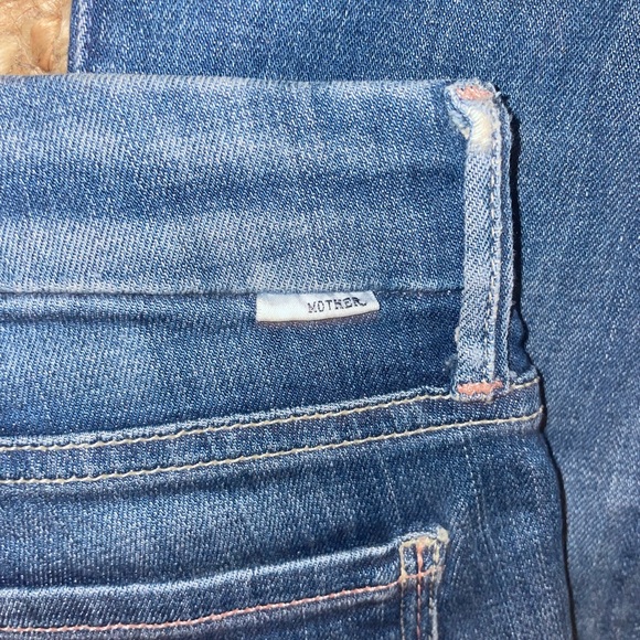 MOTHER “The Looker” in Peppermint Kiss Skinny Jeans Size 28 - Picture 3 of 6